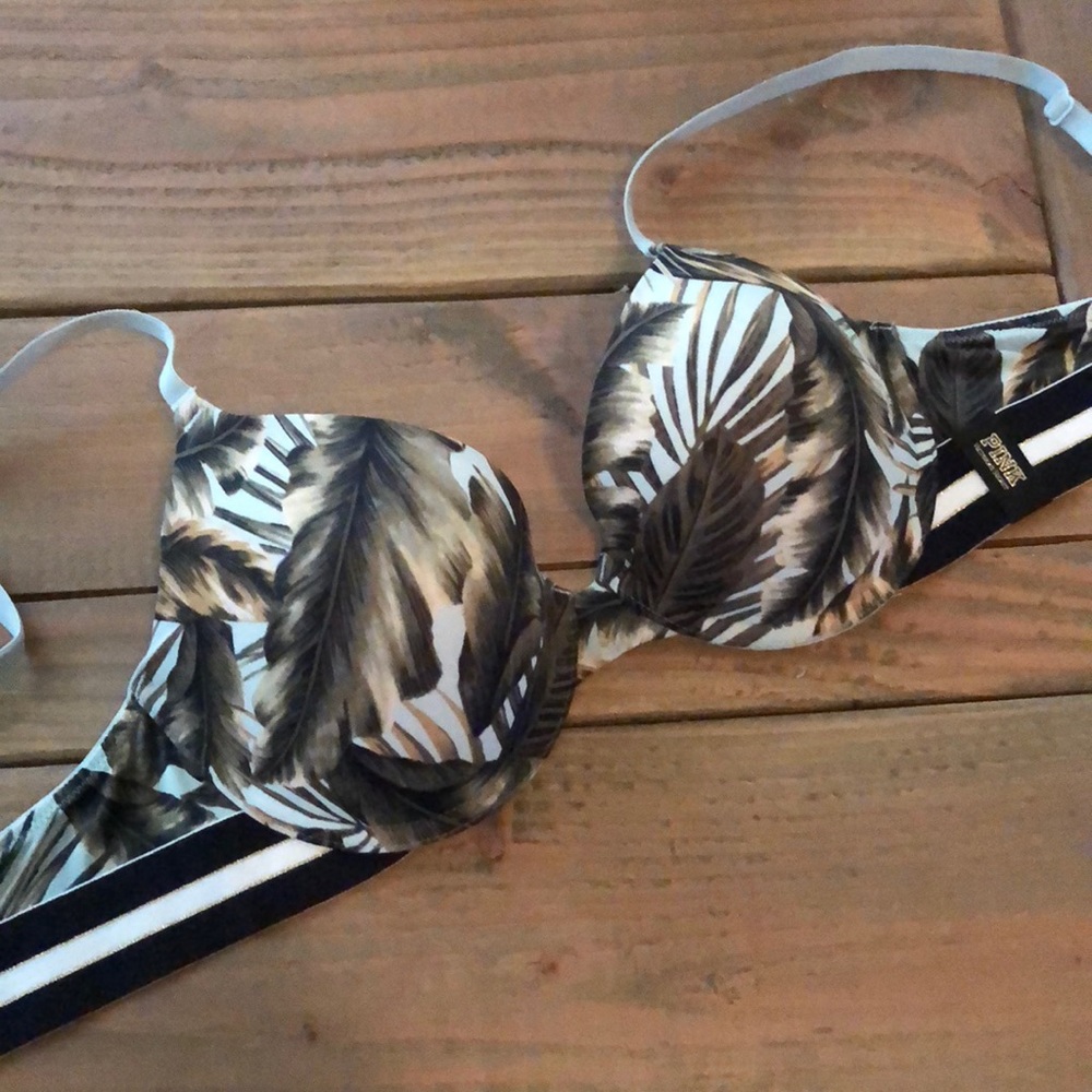 32D Pink Victoria’s Secret Bra
